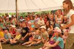 Dětská představení se chystají ve stanu v Žižkových sadech | Foto: OAP