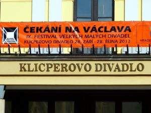 Festival Čekání na Václava v Klicperově divadle.