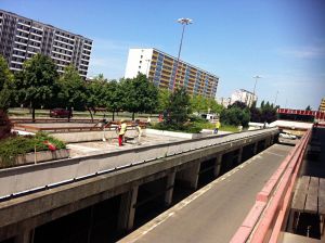 Pokud se projekt pěšího koridoru do centra Hradce Králové uskuteční, bude navazovat na rekonstrukci Benešovy třídy.