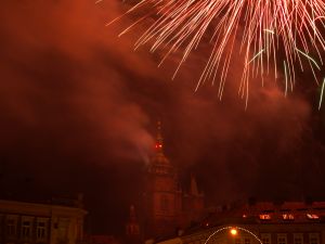 Novoroční ohňostroj uspořádá Hradec Králové tradičně až v podvečer 1. ledna 2020.
