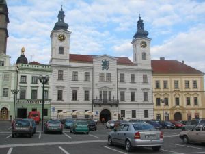 Historická budova Radnice v Hradci Králové.
